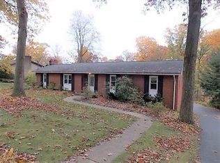 449 Cherokee Dr, Butler, PA