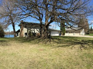 1013 E Fir Ave, Fergus Falls, MN 56537