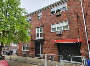 2834 E 196th St #1, Bronx, NY 10461