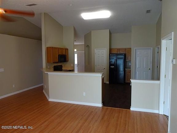 5th image of 5610 N Lafayette Park Dr