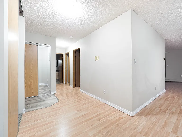 15805 Beaumaris Rd NW — Photo 3