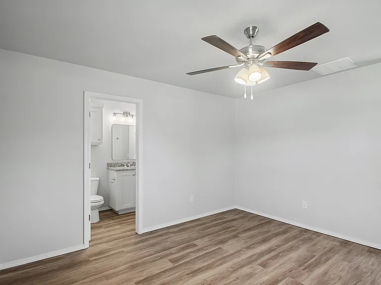 Enclave Estates — Photo 13