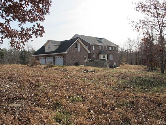4th image of 851 Twin Arch Dr