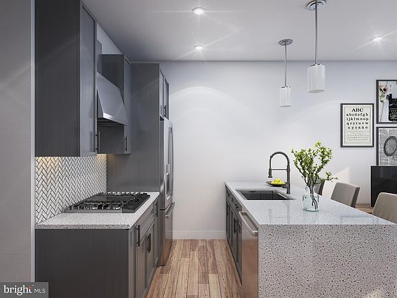 4th image of 1206-1206 N Taylor St #10