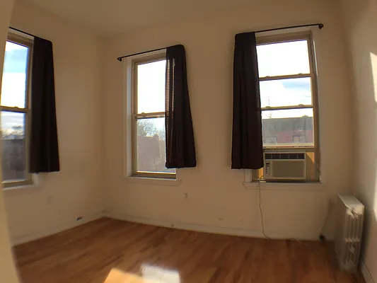 Rented by Francine Realty | media 16