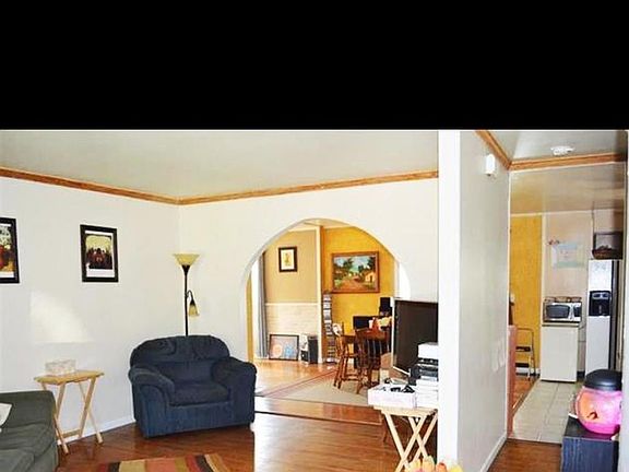 3rd image of 4801 Skye Ct