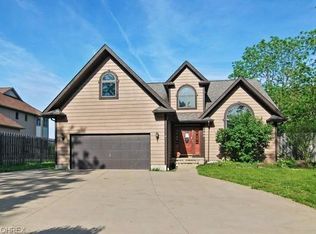 189 Warner Rd, Hinckley, OH 44233