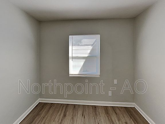 3rd image of 5217 Ortega Forest Dr
