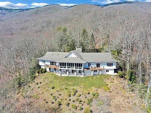 2nd image of 451 Avery Patrick Ln