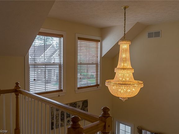 5th image of 16817 Scullin Dr