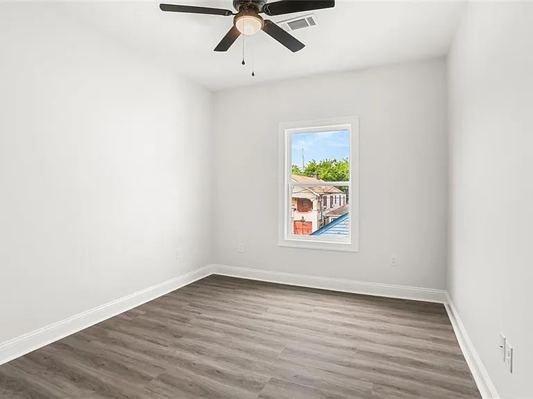 2634 New Orleans St — Photo 20