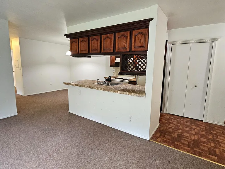 15 Norwich Pl — Photo 9