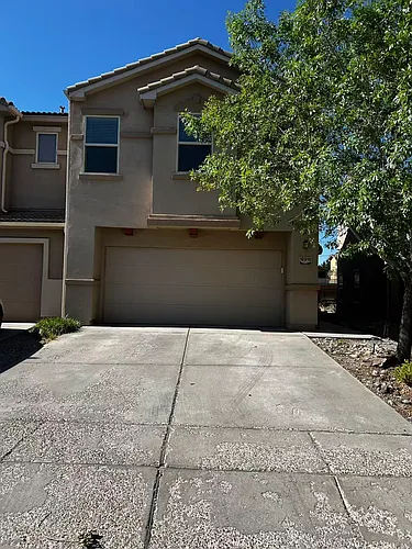10916 Fort Point Ln NE Photo 1