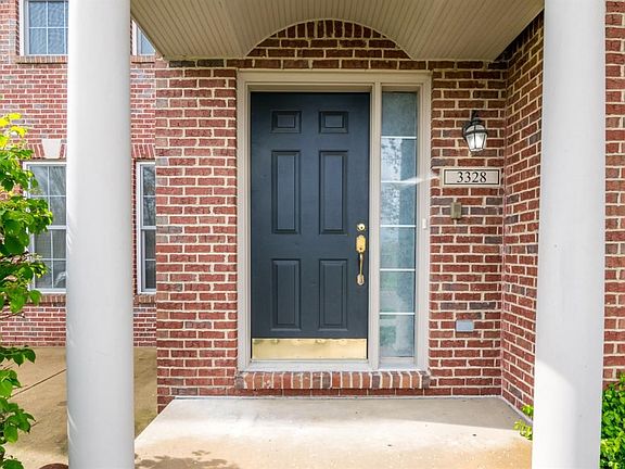 2nd image of 3328 Endsleigh Ln