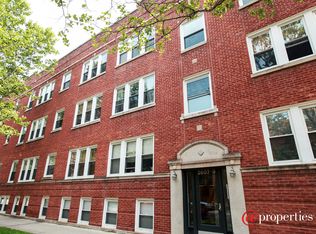 2609 W Gunnison St #1, Chicago, IL 60625