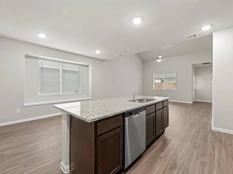 13820 Goldeye Dr — Photo 3