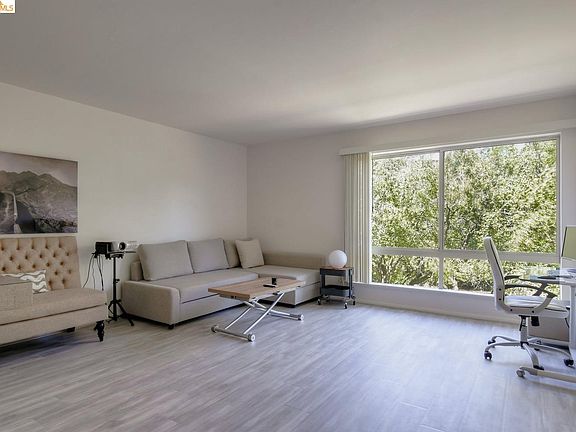 3rd image of 175 Red Rock Way APT 209K