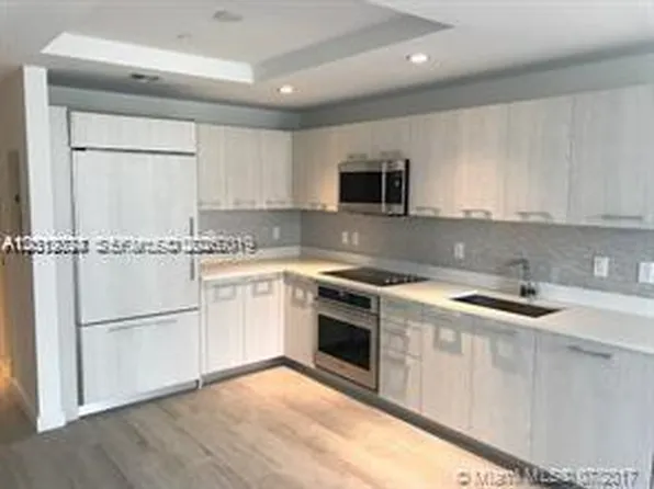 55 SW 9th St Unit 2504, Miami, FL 33129