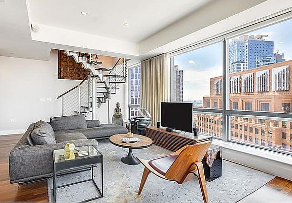 4th image of 156 Myrtle Ave Penthouse 3603