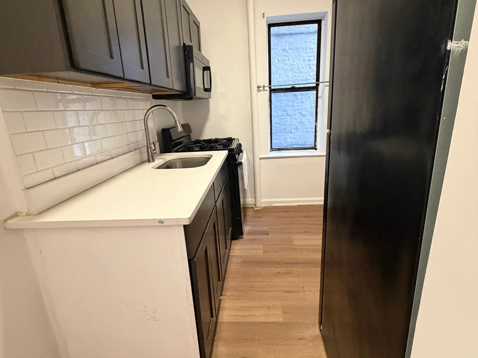 1 bed, 600 sqft, $1,900 — Photo 1