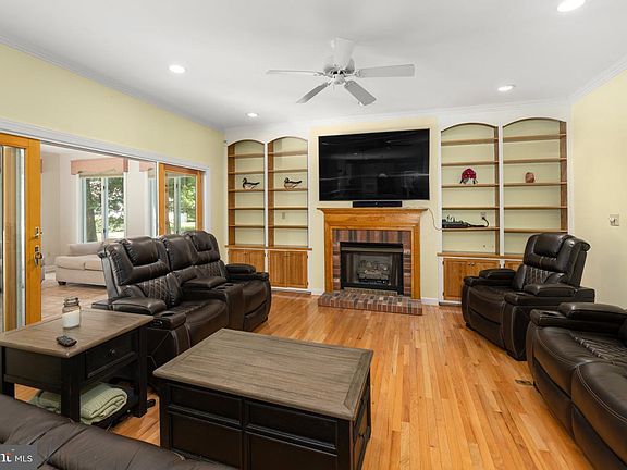 3rd image of 36314 Old Mill Pond Rd