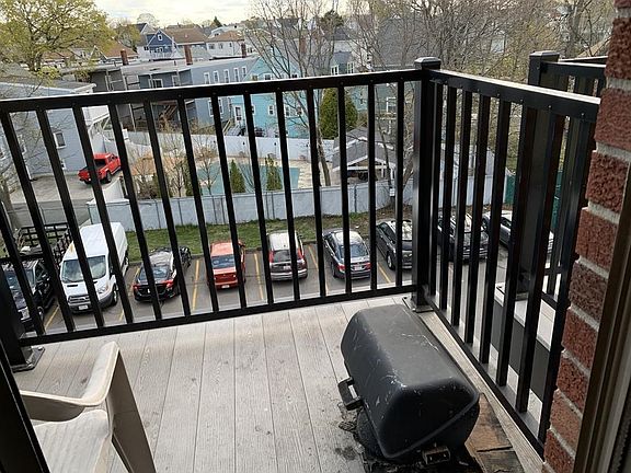 3rd image of 200 Governors Dr APT 33