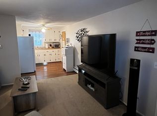 5 Perry Dr APT 6, Danvers, MA 01923