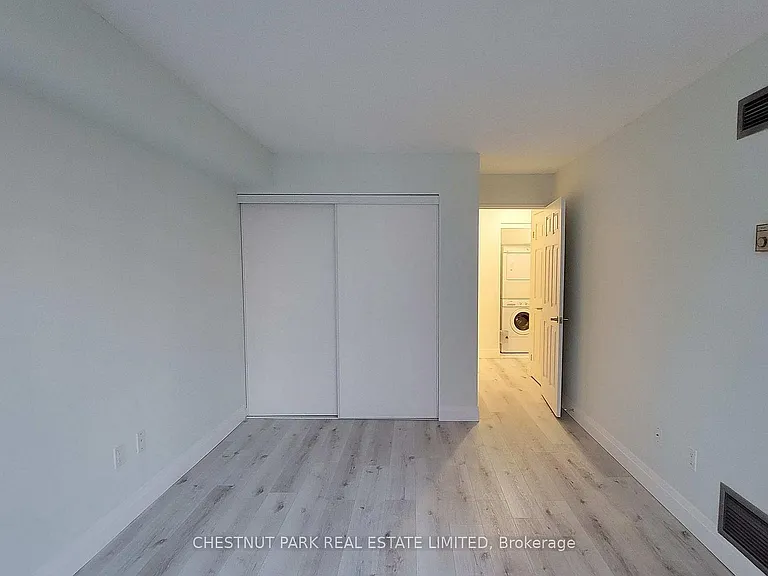 25 Maitland St #1201 — Photo 19