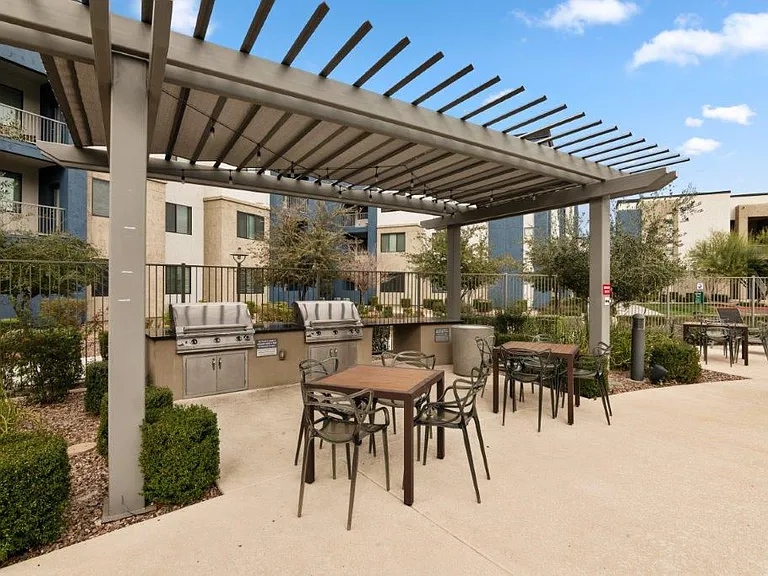 Palms Luxury Apartments — Photo 9