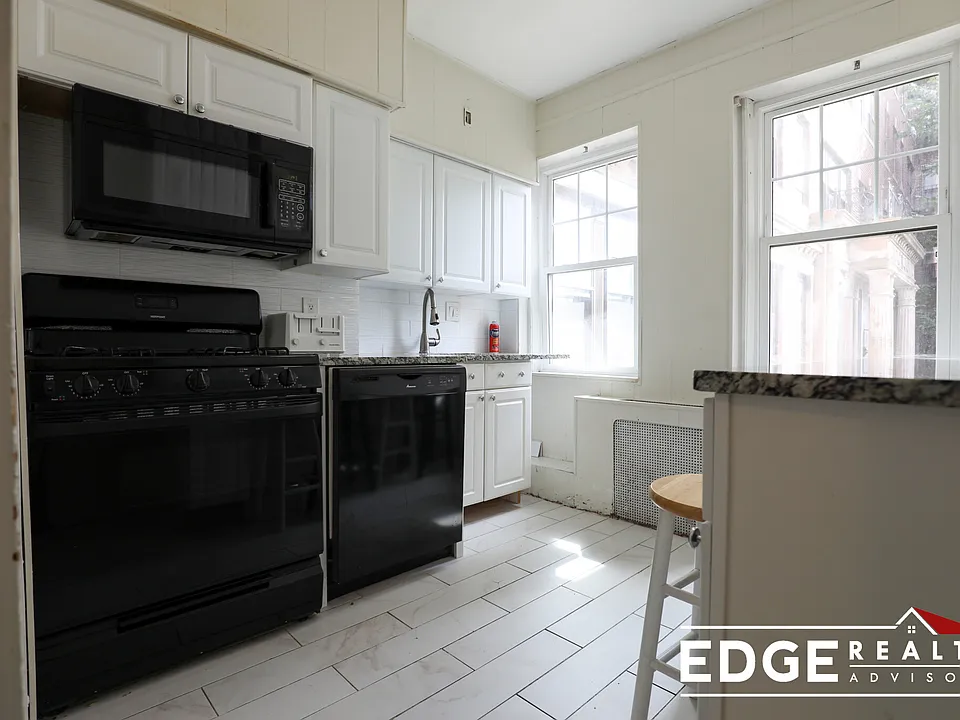 2003 Commonwealth Ave #7