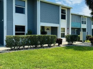 4641 SW Santa Barbara Pl APT 6, Cape Coral, FL 33914