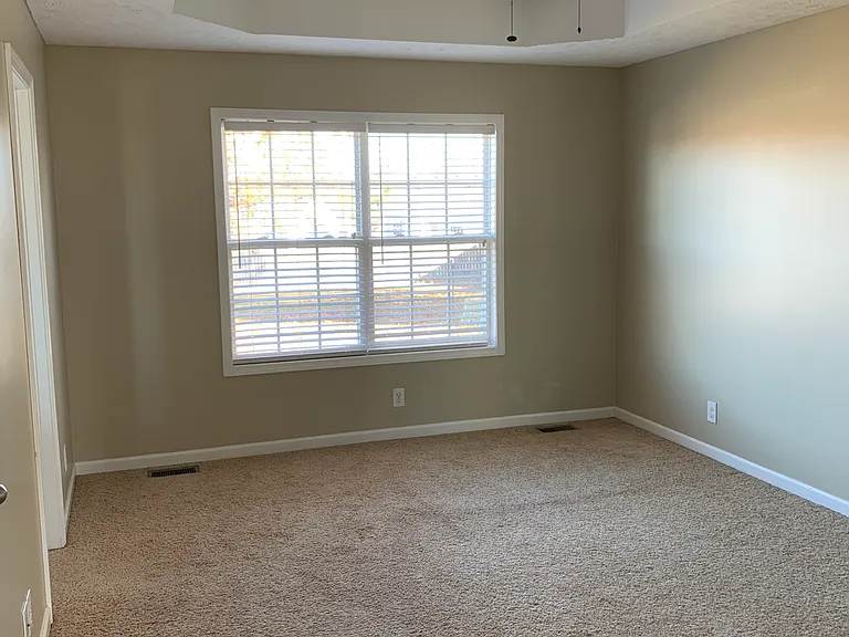 1617 Broad Cir — Photo 13