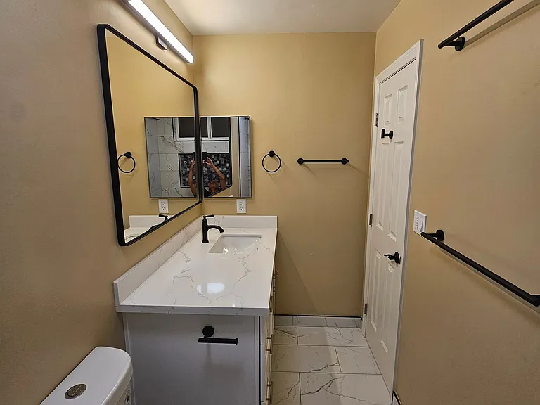 1403 Hermes Ave #C — Photo 13