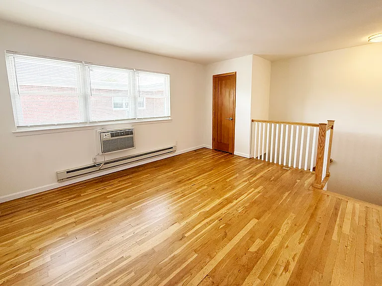 72 E Main St #9 — Photo 5