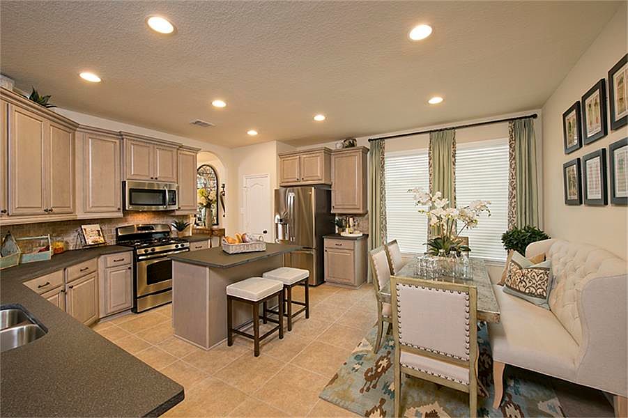 1st image of 16743 Highland Country Dr