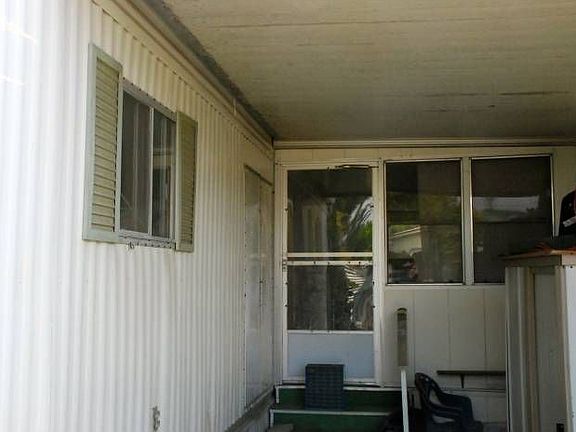 Back Patio & Calif Room