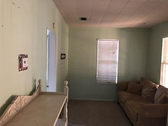 5th image of 1409 NW 6th Ave