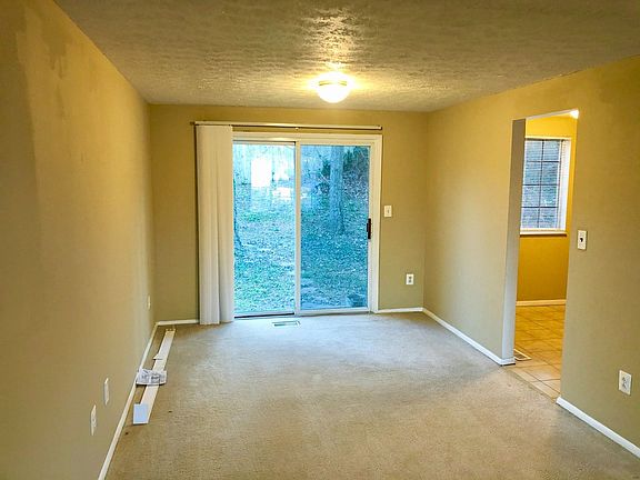 5th image of 1116 Coral Ct
