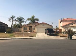 5201 Shower Springs St, Bakersfield, CA 93313