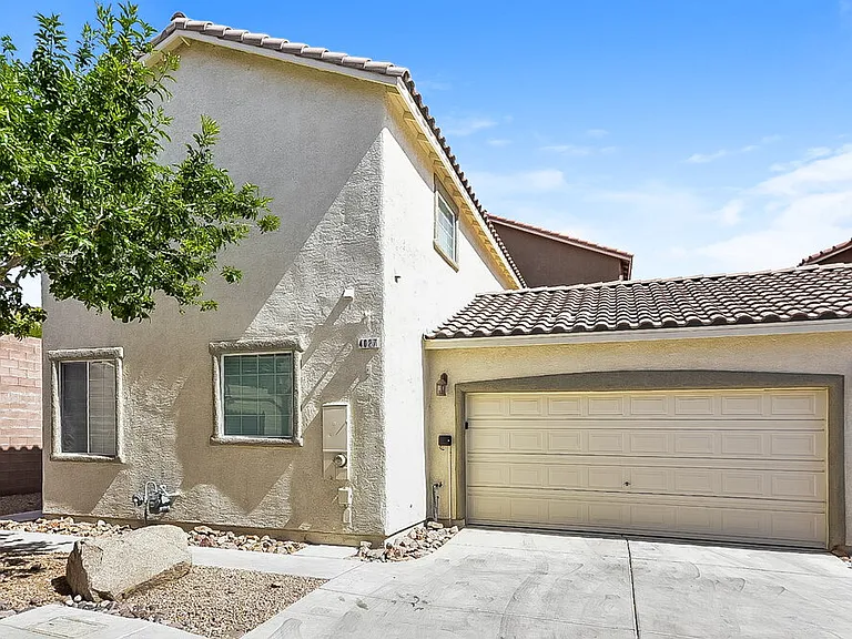 4027 Sparrow Rock St — Photo 1