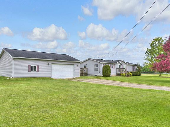 2nd image of 151 Steves Scenic Dr