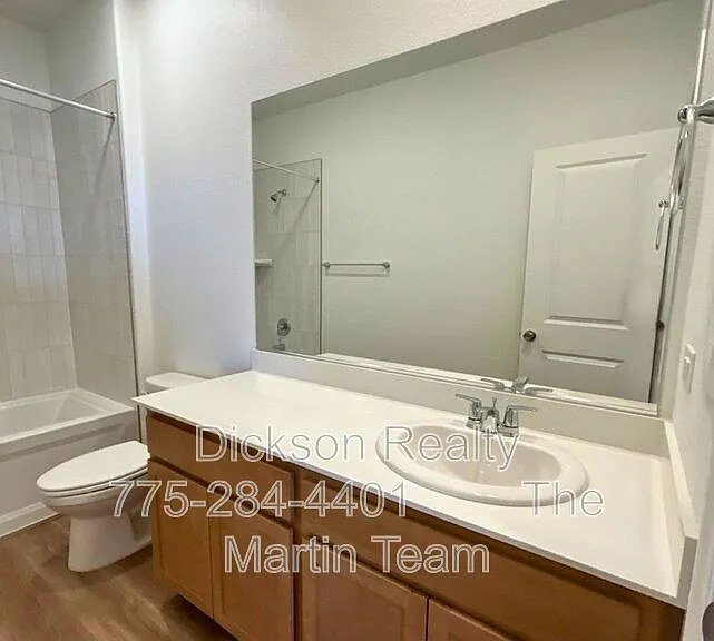 3247 Eleanor Way — Photo 14