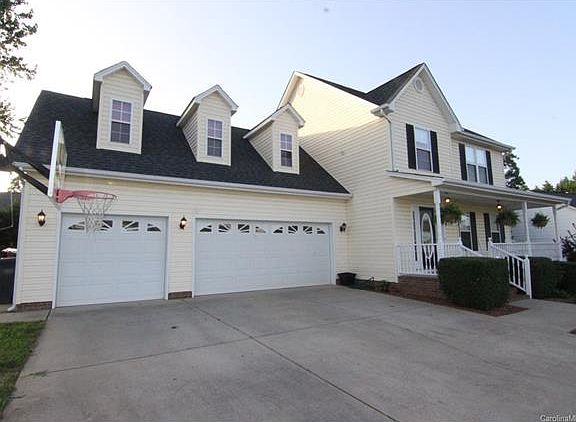 2nd image of 365 Holstein Dr