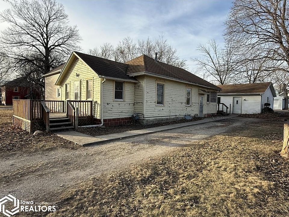 1st image of 209 E Veterans Rd