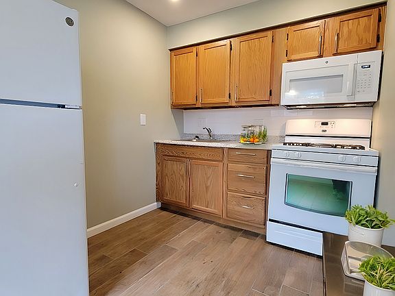 3rd image of 2861 Ohio Ave #A