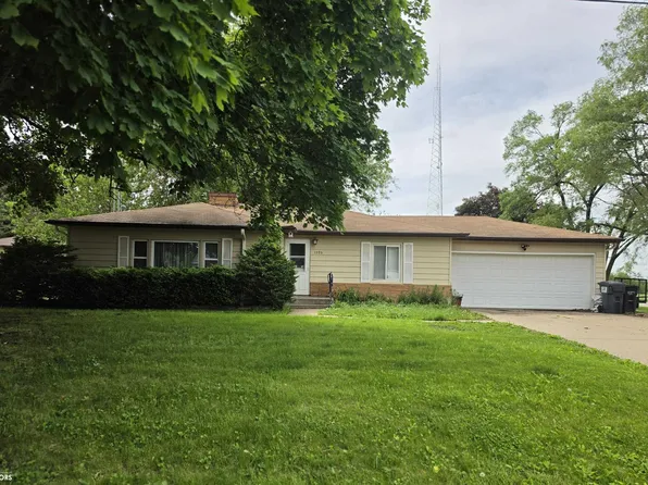 1329 Barclay St, Oskaloosa, IA 52577