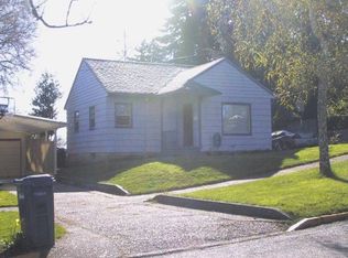 1392 SW Levens St, Dallas, OR 97338