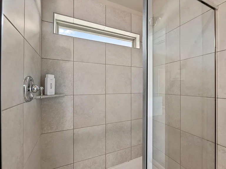 2901 Yaupon Grove Ln — Photo 22
