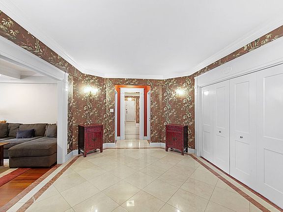 4th image of 11 E 86th St #10C