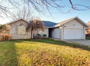 517 S Suburban Ave, Springfield, MO 65802